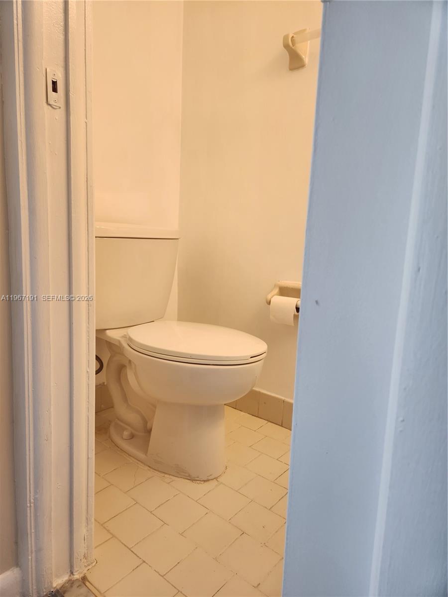 PATIO WEST ONE CONDO - Residential Lease