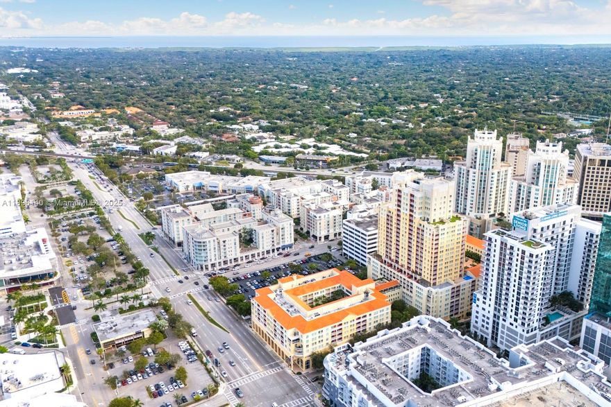 Renovated 2BD/2BA in Toscano in Dadeland

Beautifully updated 2-bedroom, 2-bath condo with 1,260 sq. ft. in the highly sought-after Toscano Condominiums building. Features include very high ceilings, in-unit laundry, and a spacious open layout. Enjoy top-tier amenities like: 24/7 security, valet, pool, and gym. Unbeatable location steps from Dadeland Mall, Metrorail, and dining. Don't miss this rare opportunity!