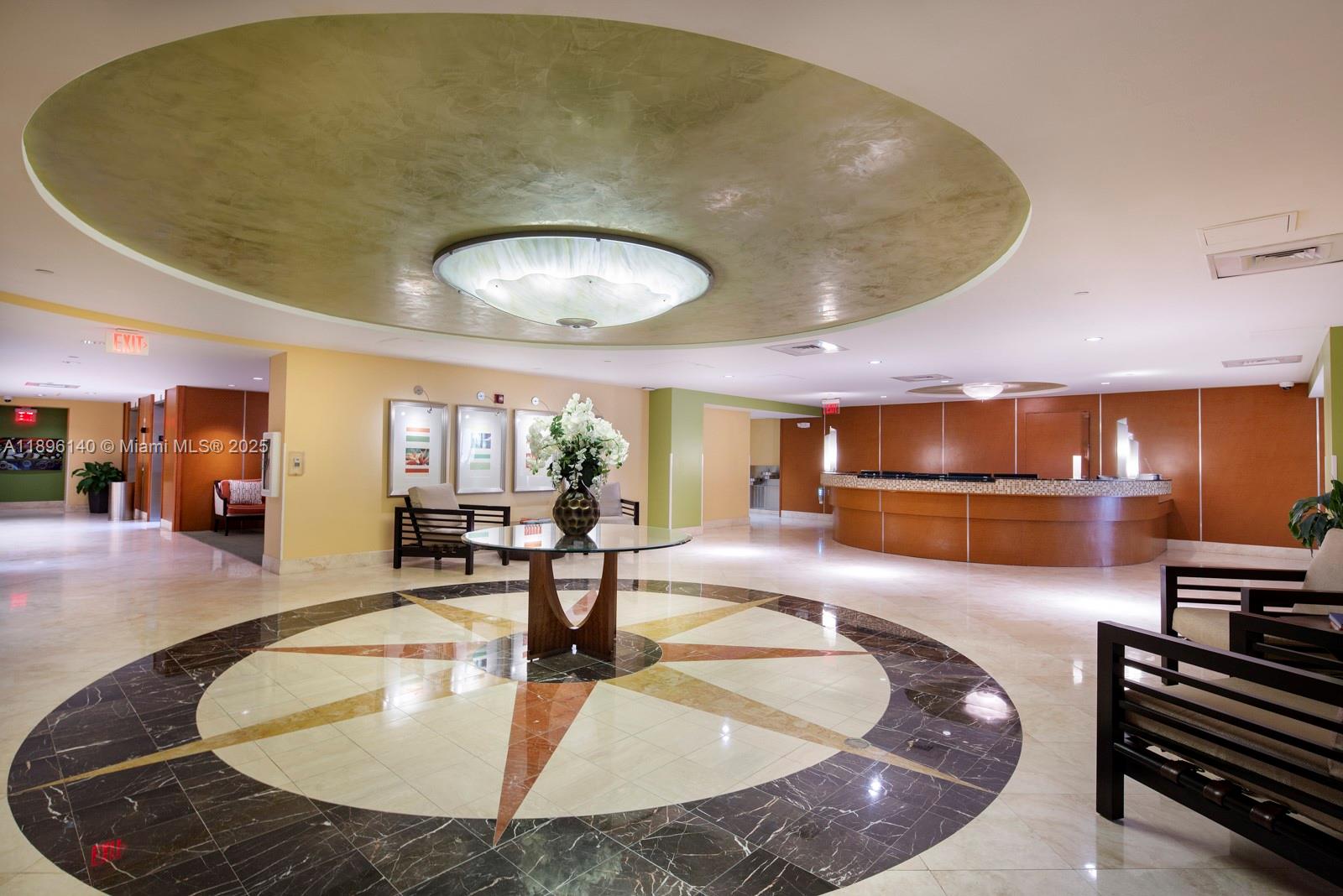 TOSCANO CONDO - Residential
