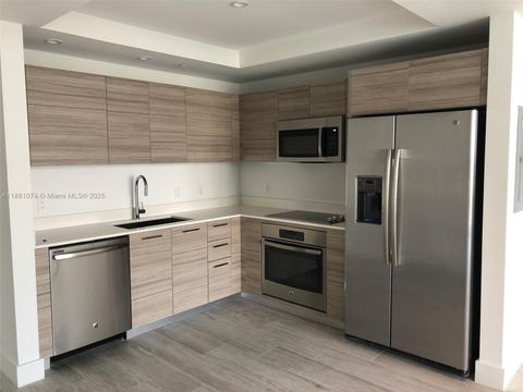 121 NE 34th St 812 Miami FL 33137