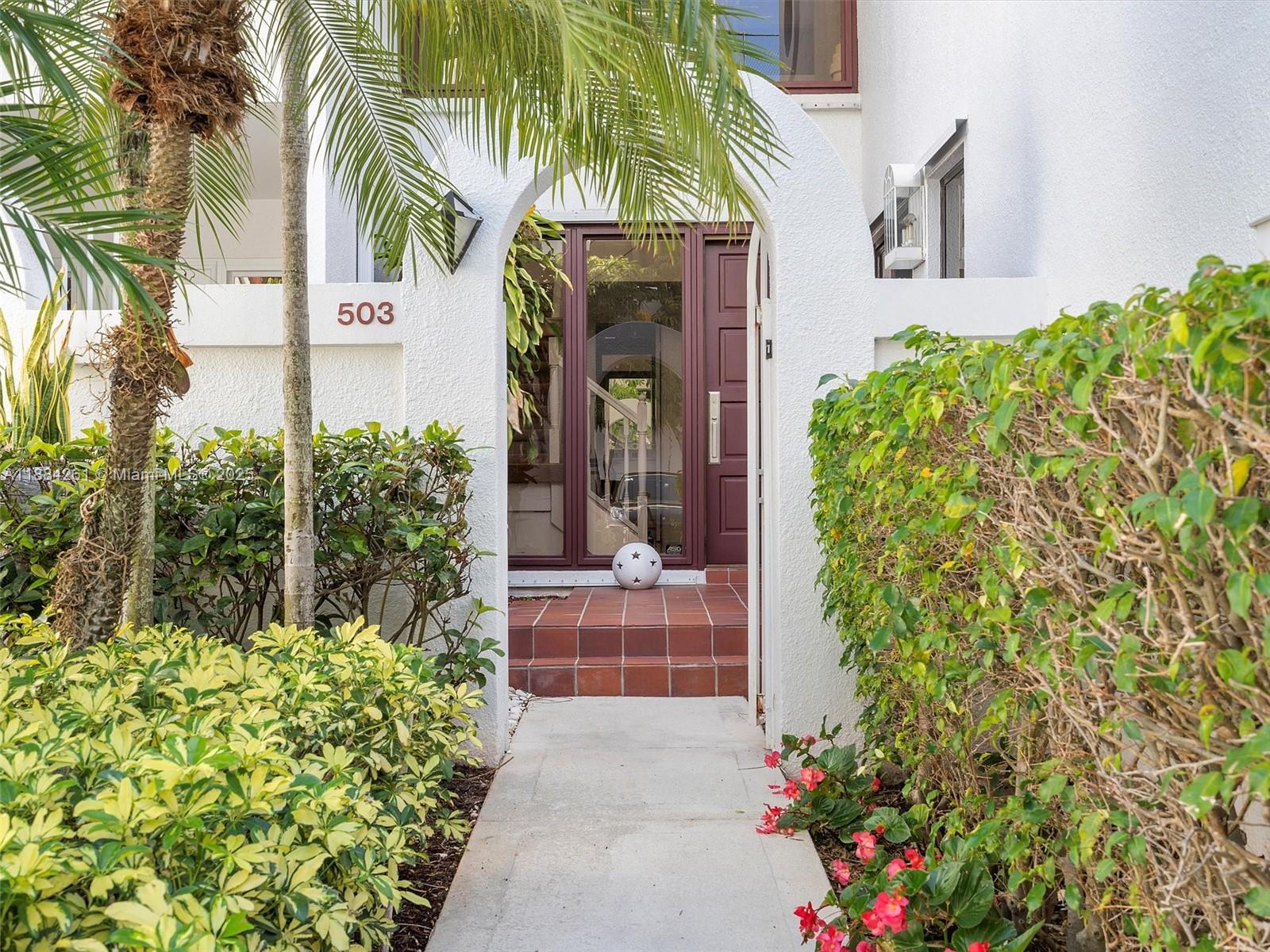 TOWNHOMES OF PORTSVIEW CO - Residential