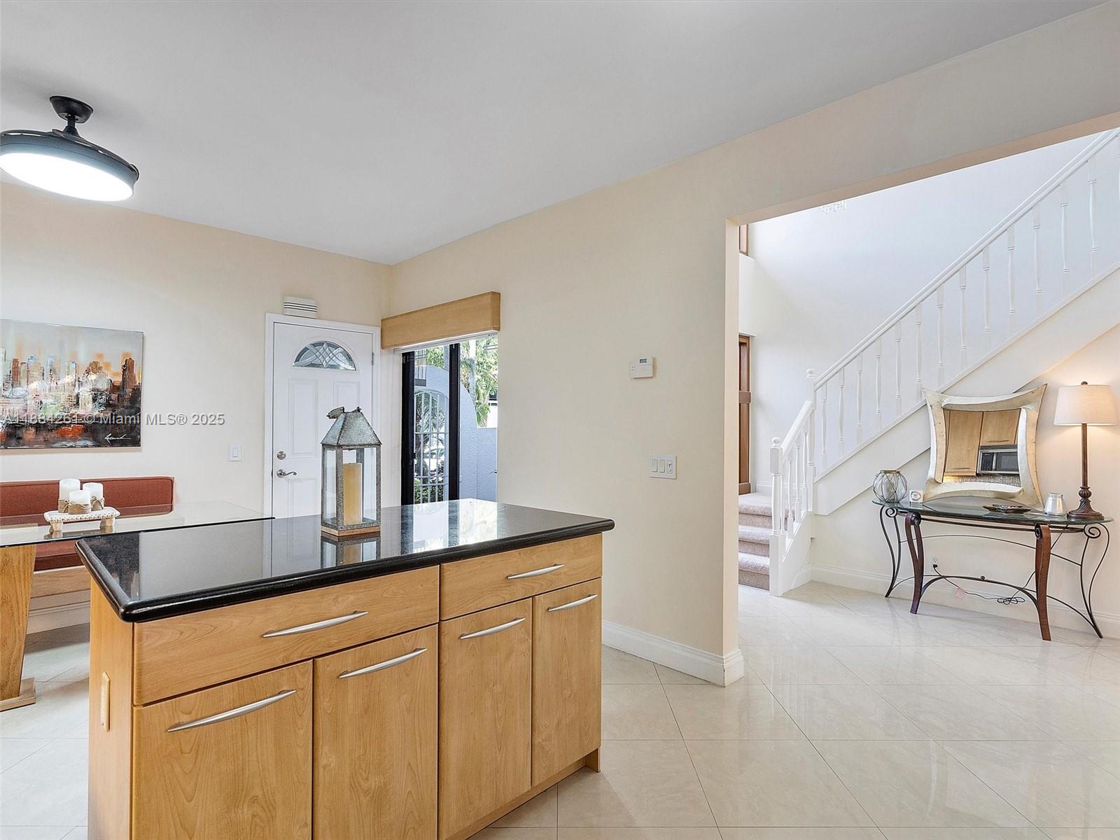 TOWNHOMES OF PORTSVIEW CO - Residential