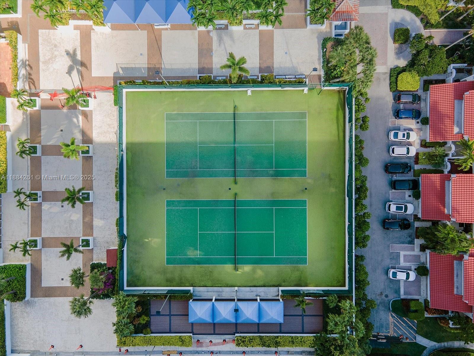 TOWNHOMES OF PORTSVIEW CO - Residential