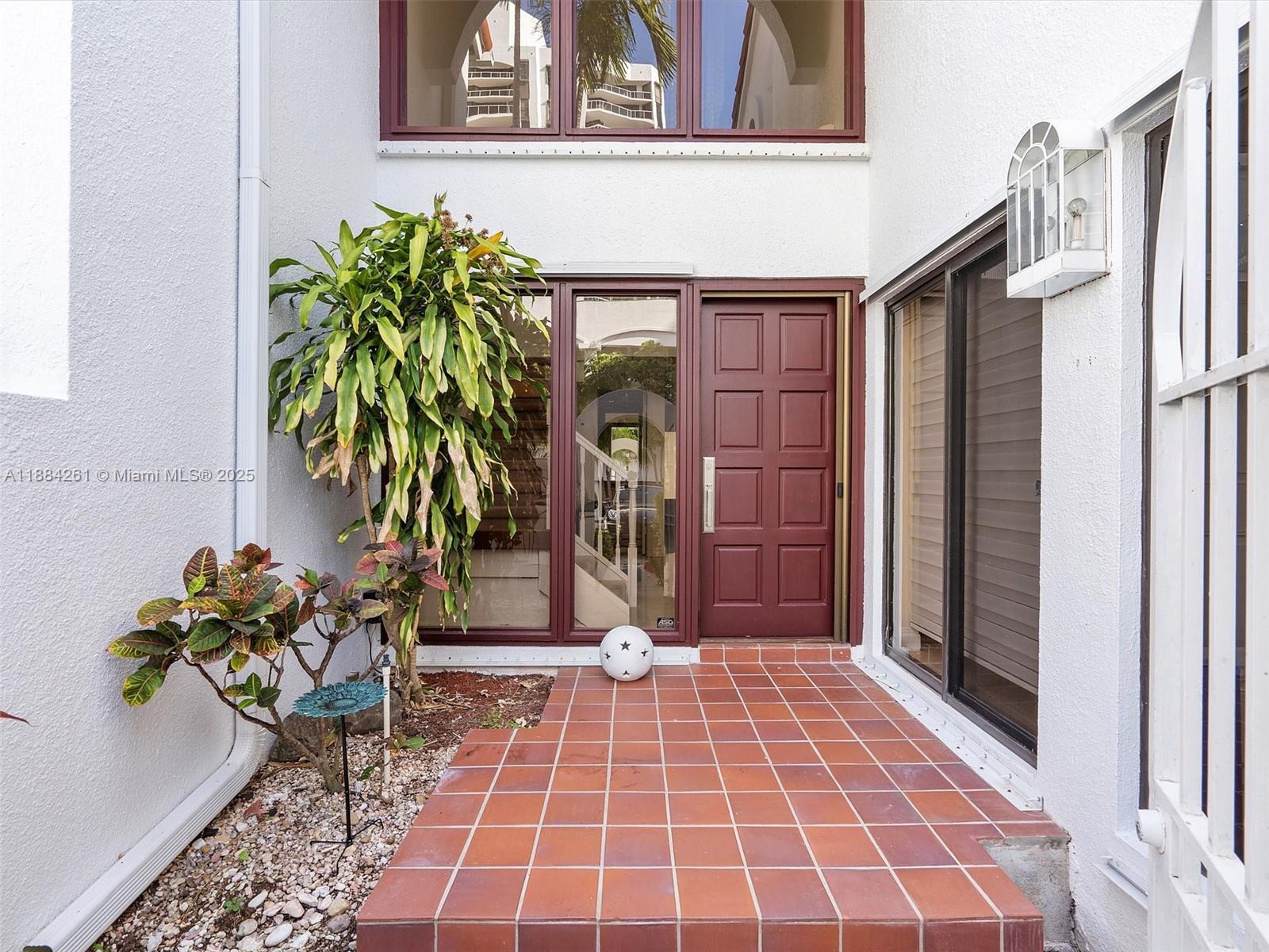 TOWNHOMES OF PORTSVIEW CO - Residential