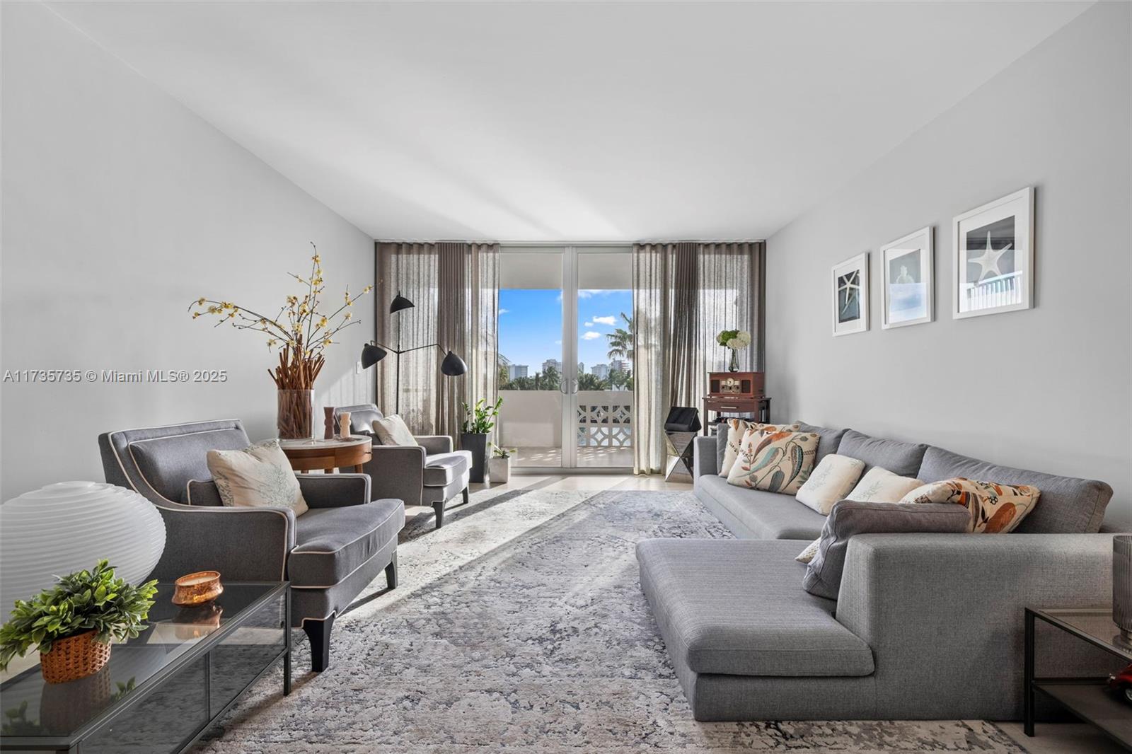MEDITERRANEAN APARTMENTS - Residential