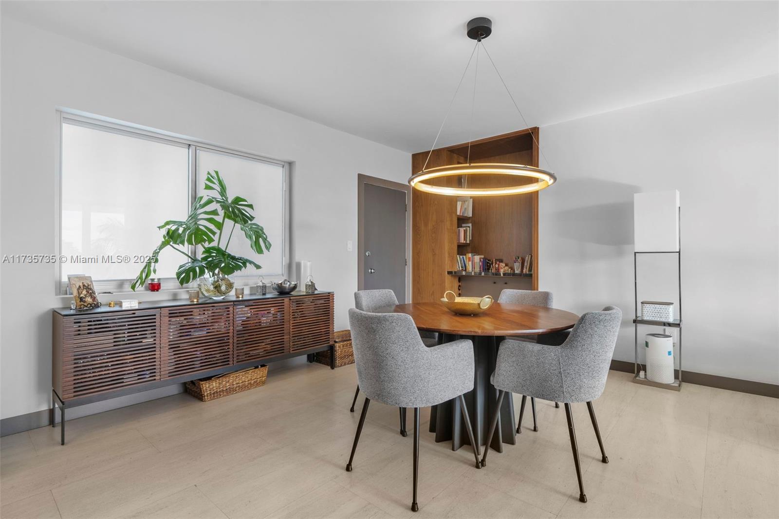 9101 E Bay Harbor Dr 405