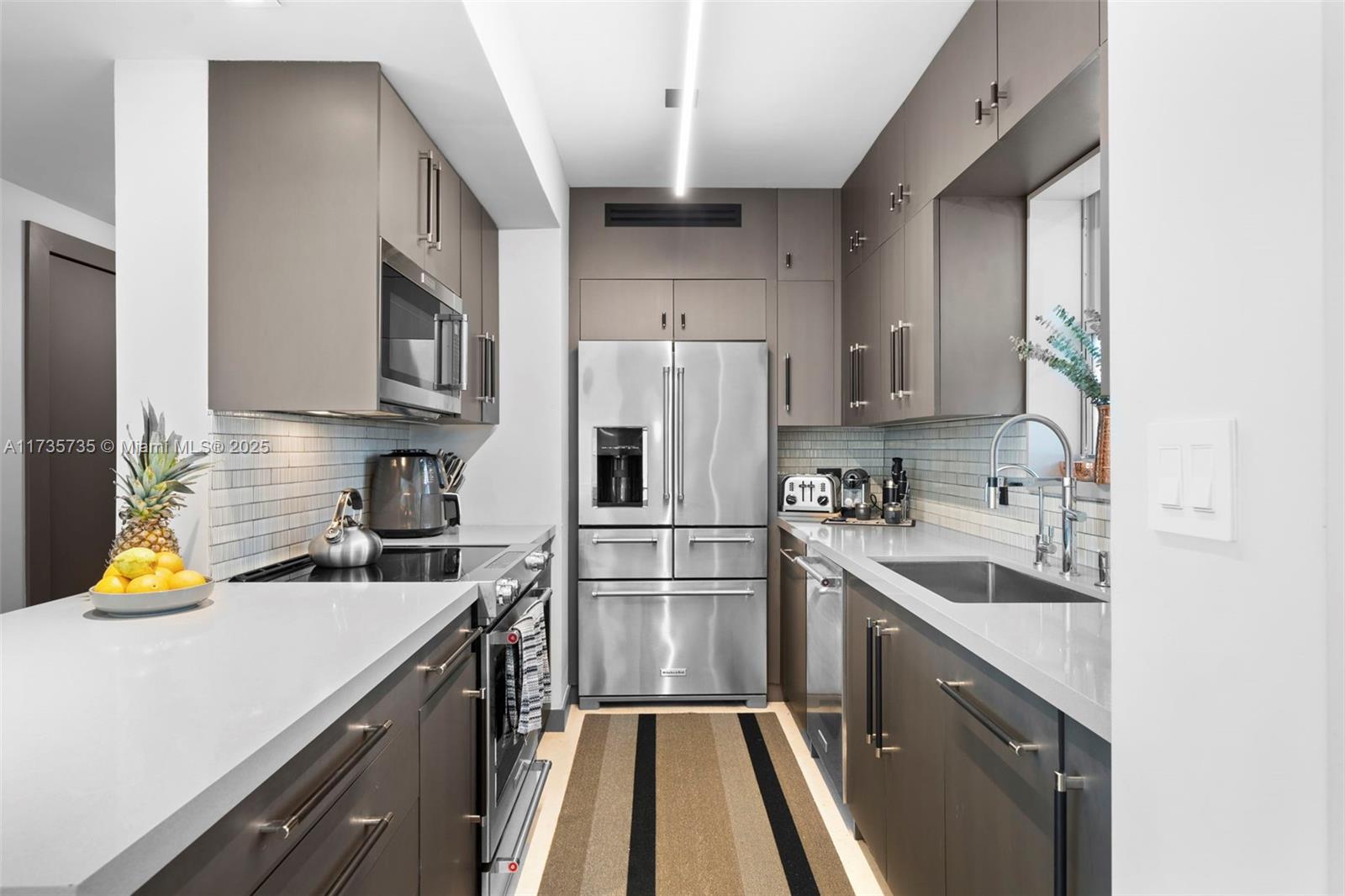MEDITERRANEAN APARTMENTS - Residential