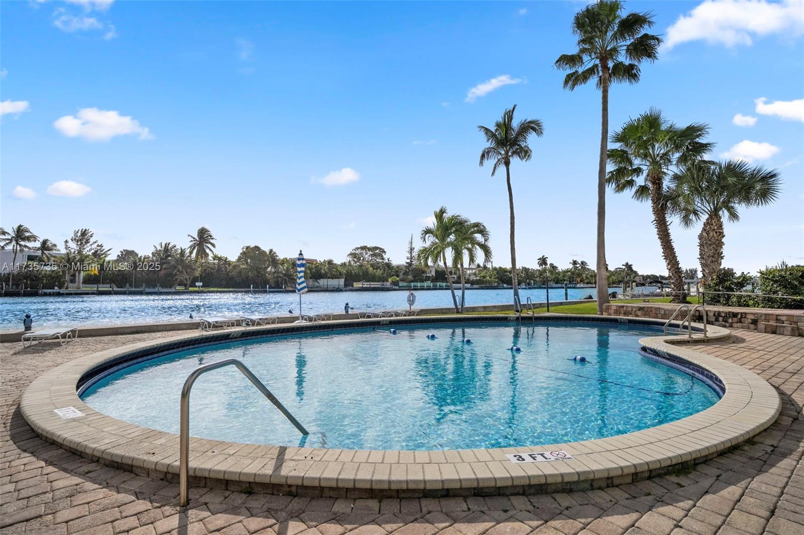 MEDITERRANEAN APARTMENTS - Residential