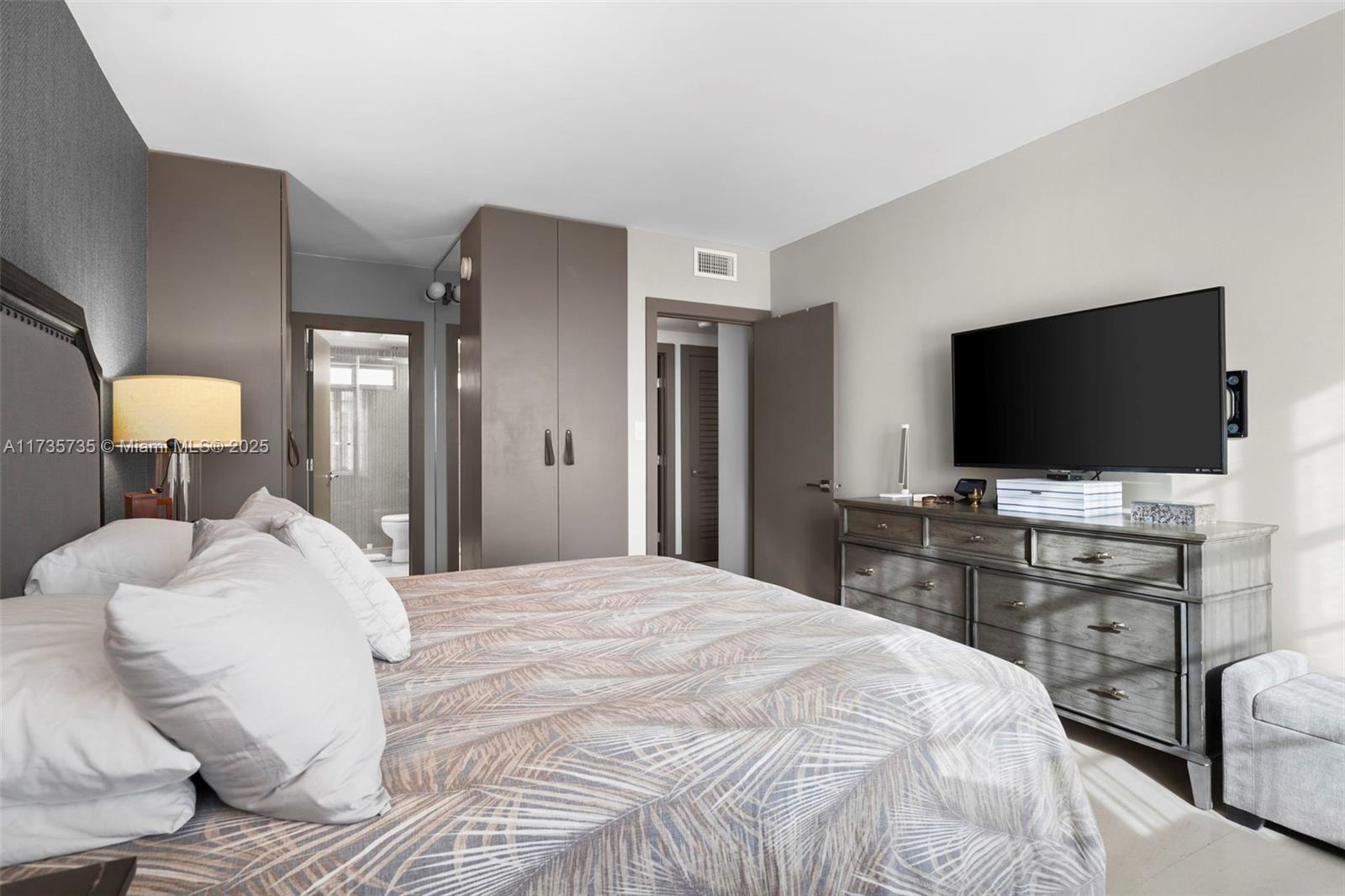 MEDITERRANEAN APARTMENTS - Residential
