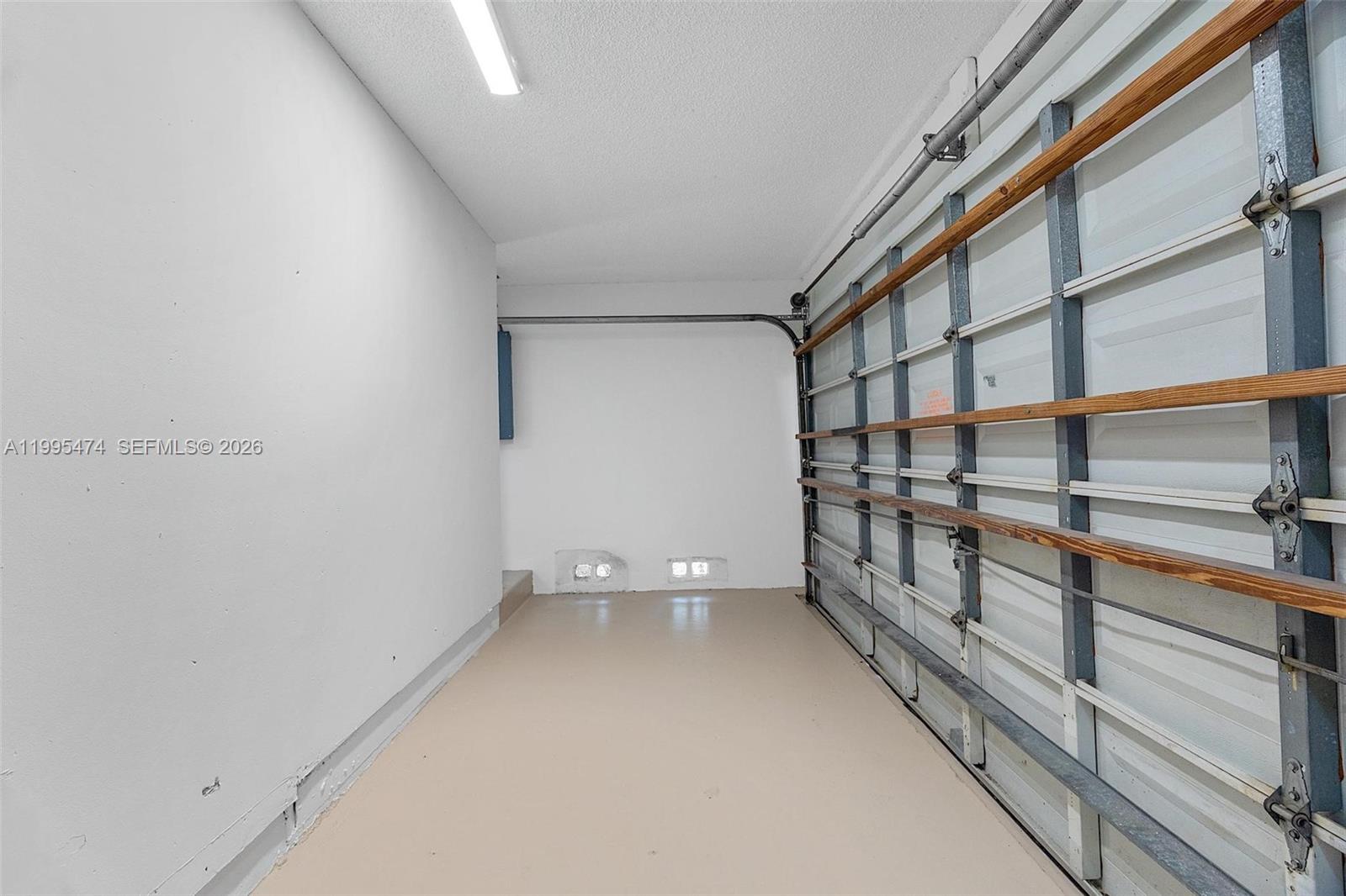 HARTFORD PLACE - Residential Lease