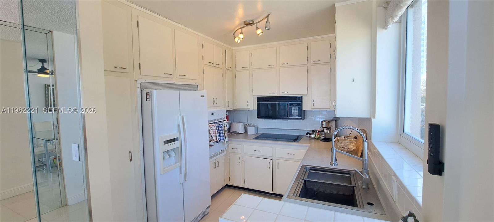 SPRING TIDE APTS CO-OP - Residential