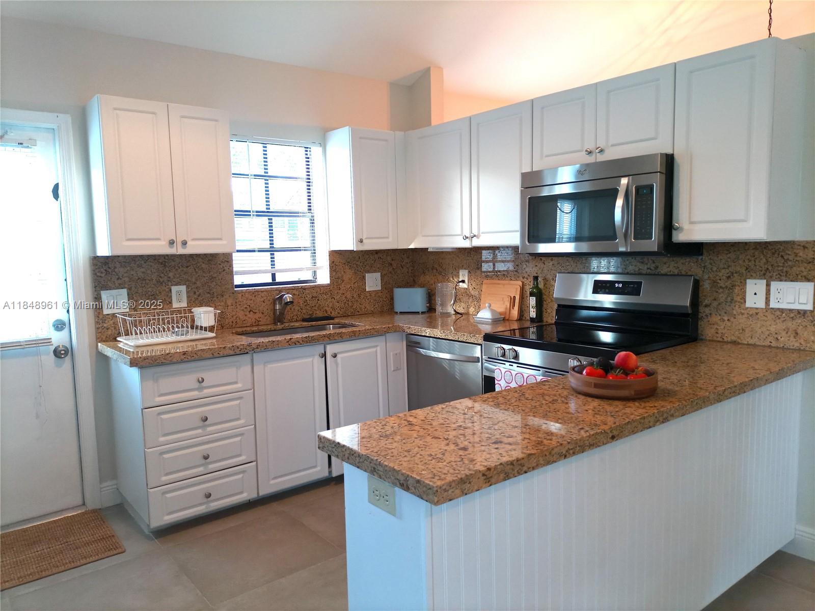 WELLINGTON OF WELLINGTON - Residential Lease