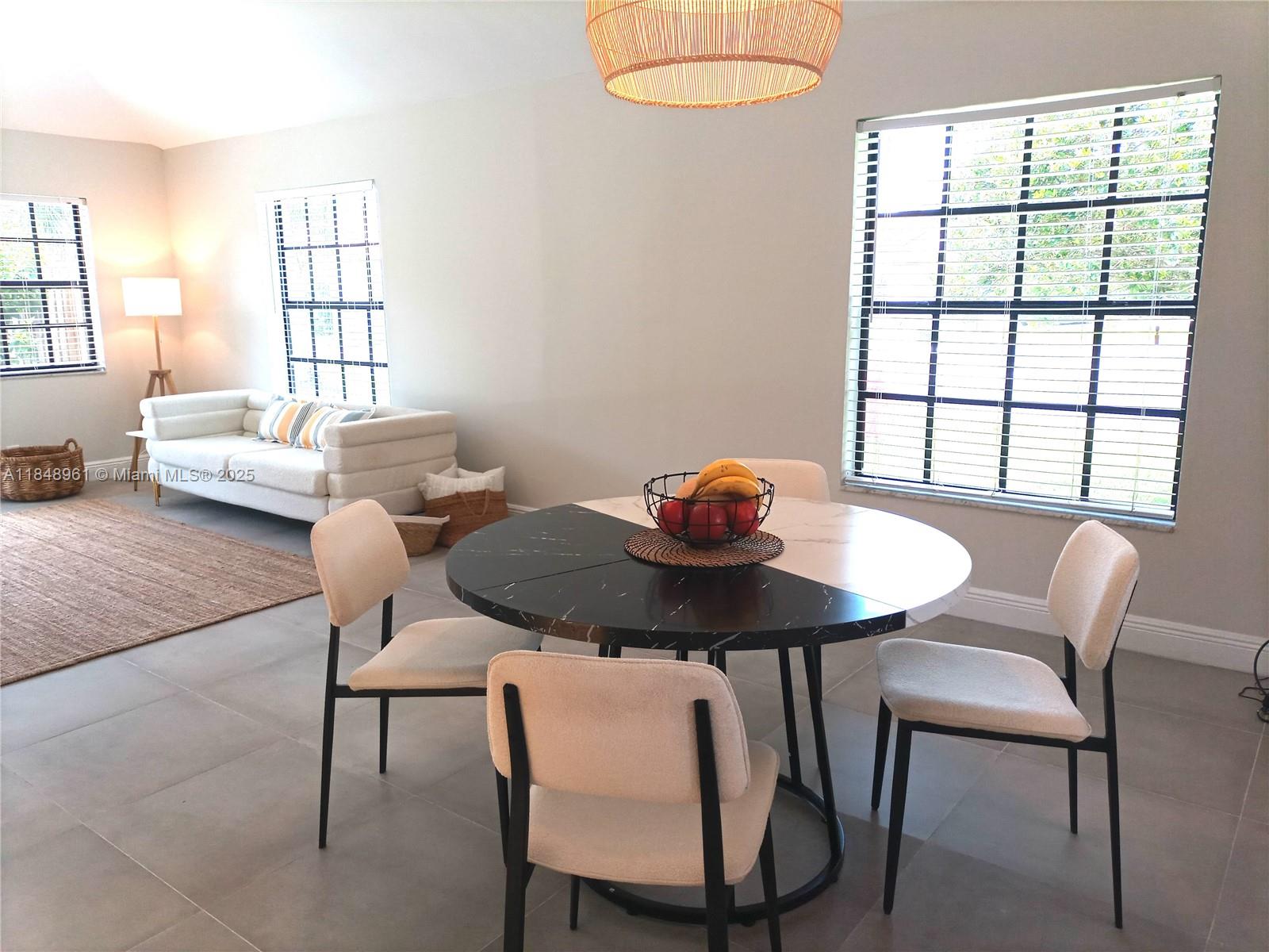 WELLINGTON OF WELLINGTON - Residential Lease