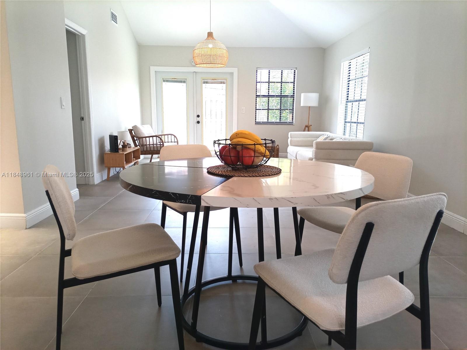 WELLINGTON OF WELLINGTON - Residential Lease
