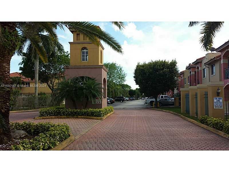 VISTA ALEGRE TOWNHOMES VI - Residential Lease