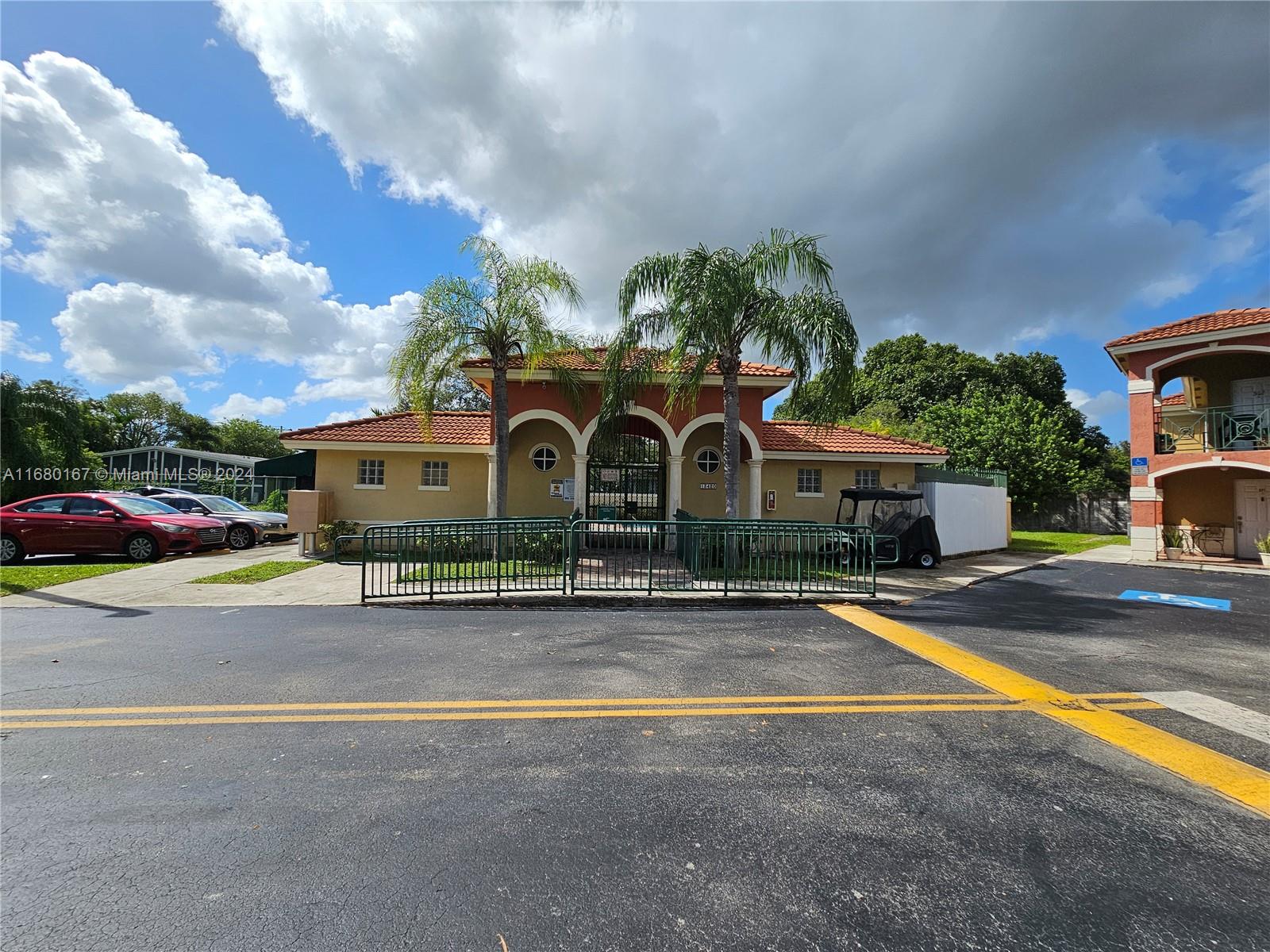 VISTA ALEGRE TOWNHOMES VI - Residential Lease