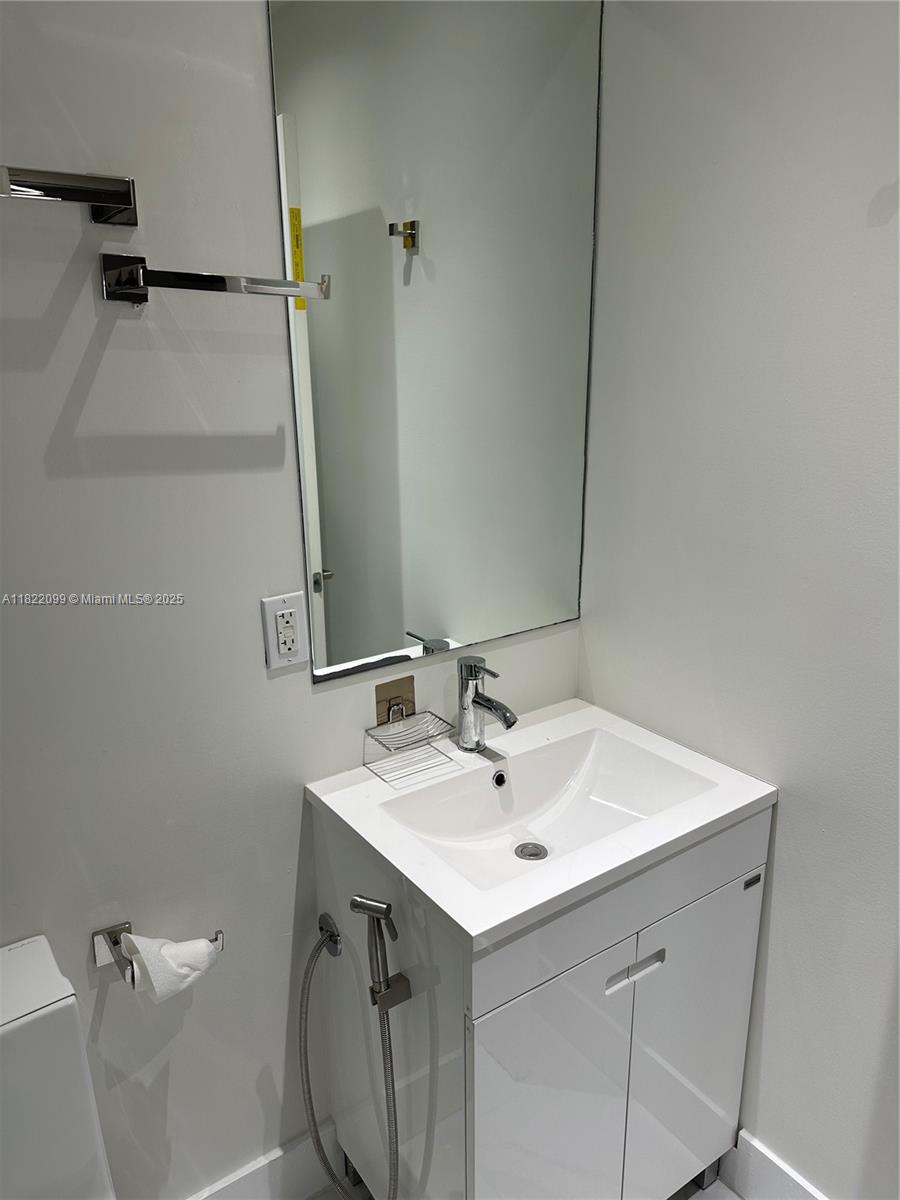 KENDALL WALK - Residential