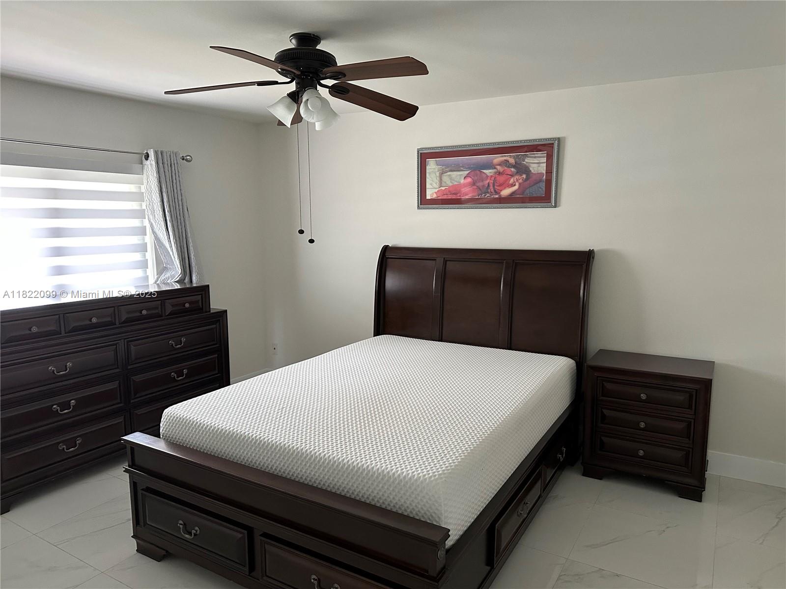 KENDALL WALK - Residential