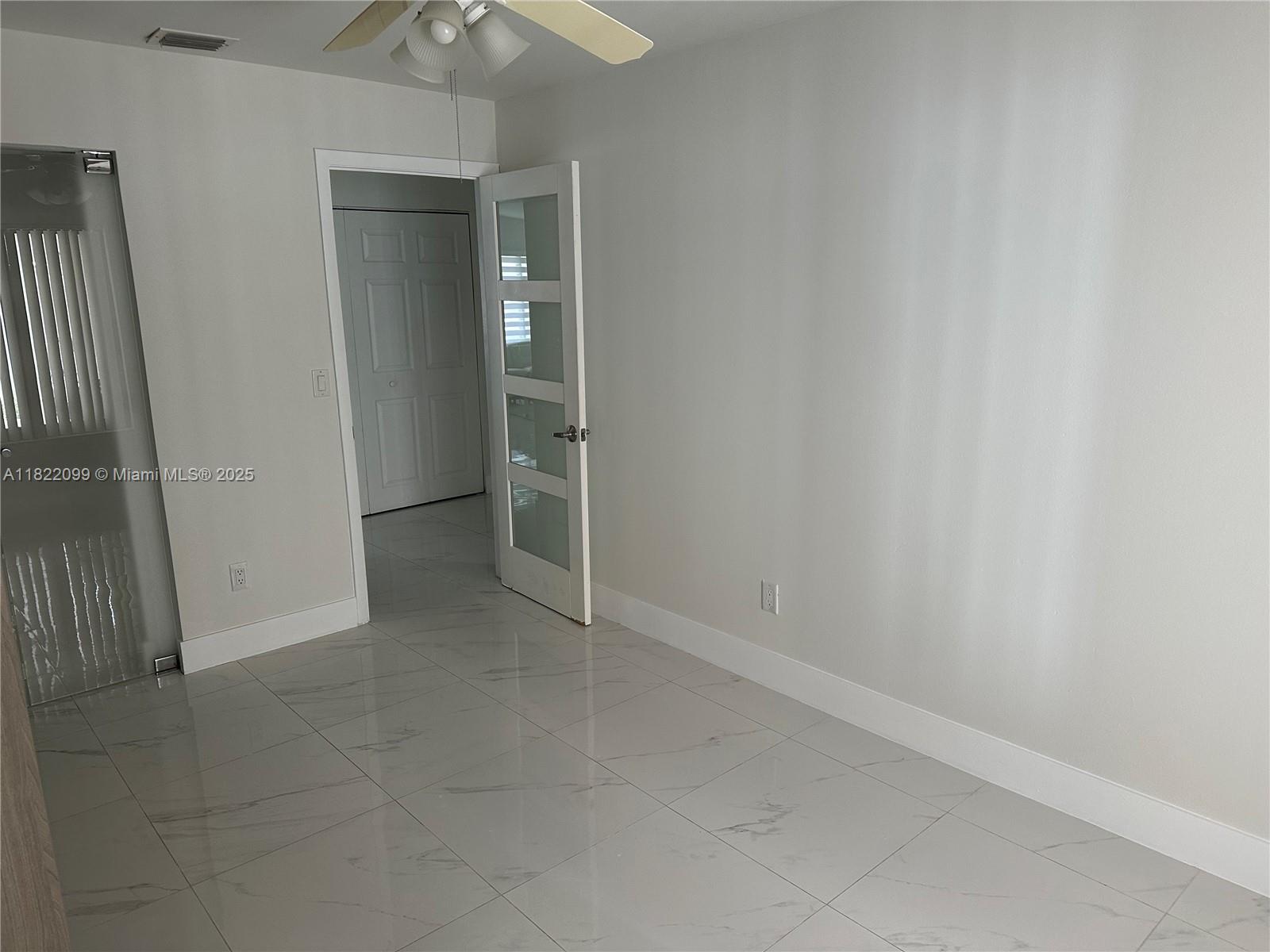 KENDALL WALK - Residential