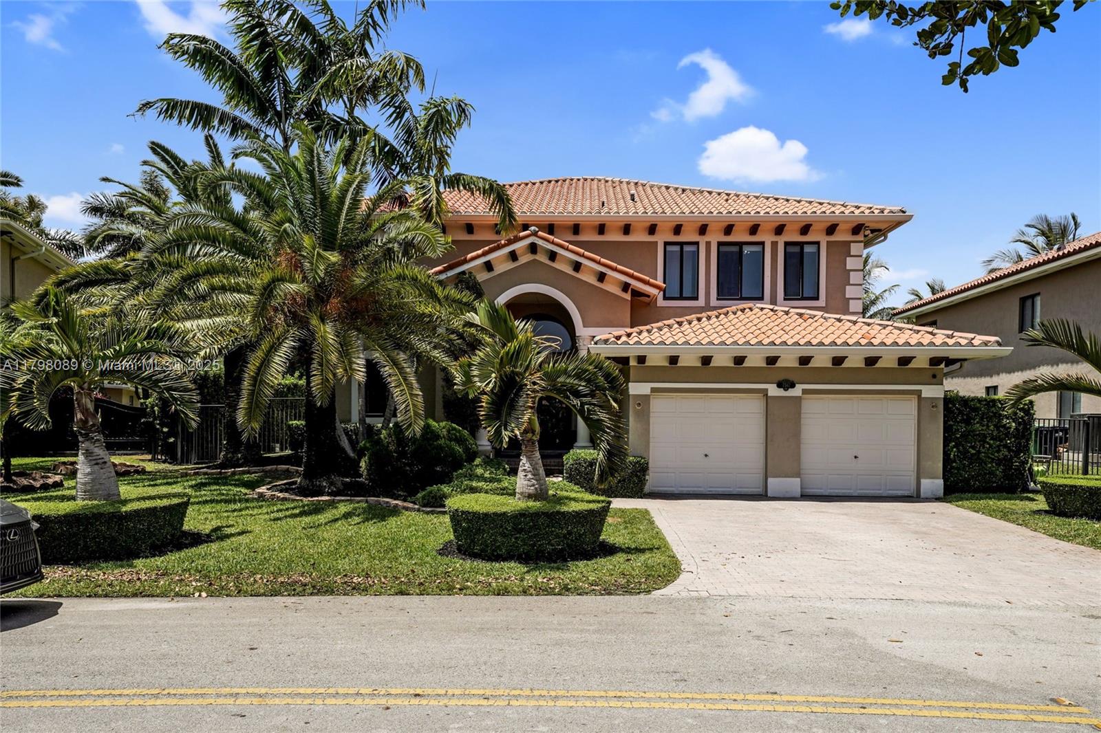 7567 Sw 189th St, Cutler Bay, Miami-Dade County, Florida - 5 Bedrooms  
4 Bathrooms - 