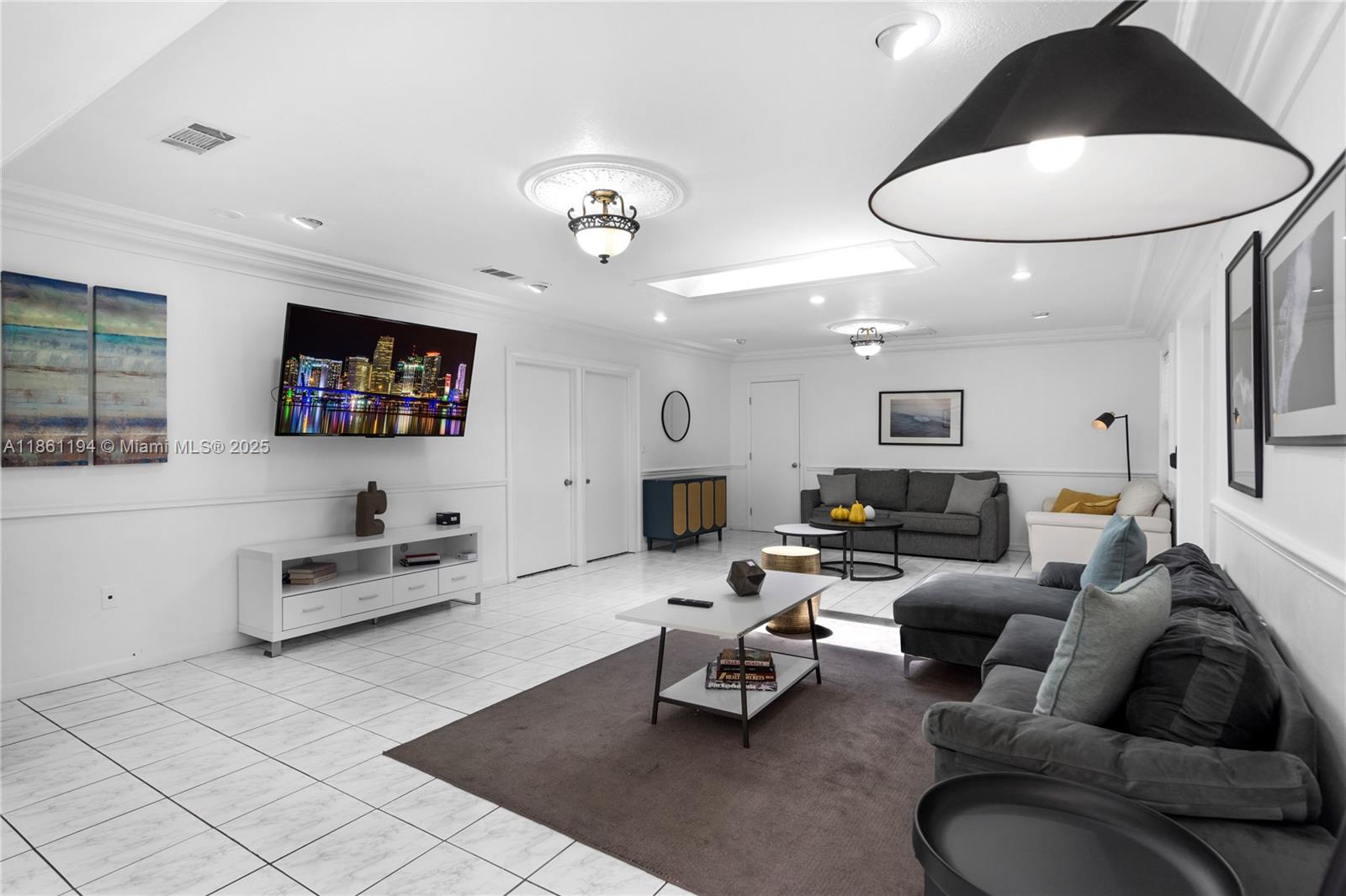 BRICKELL ESTATES - Residential