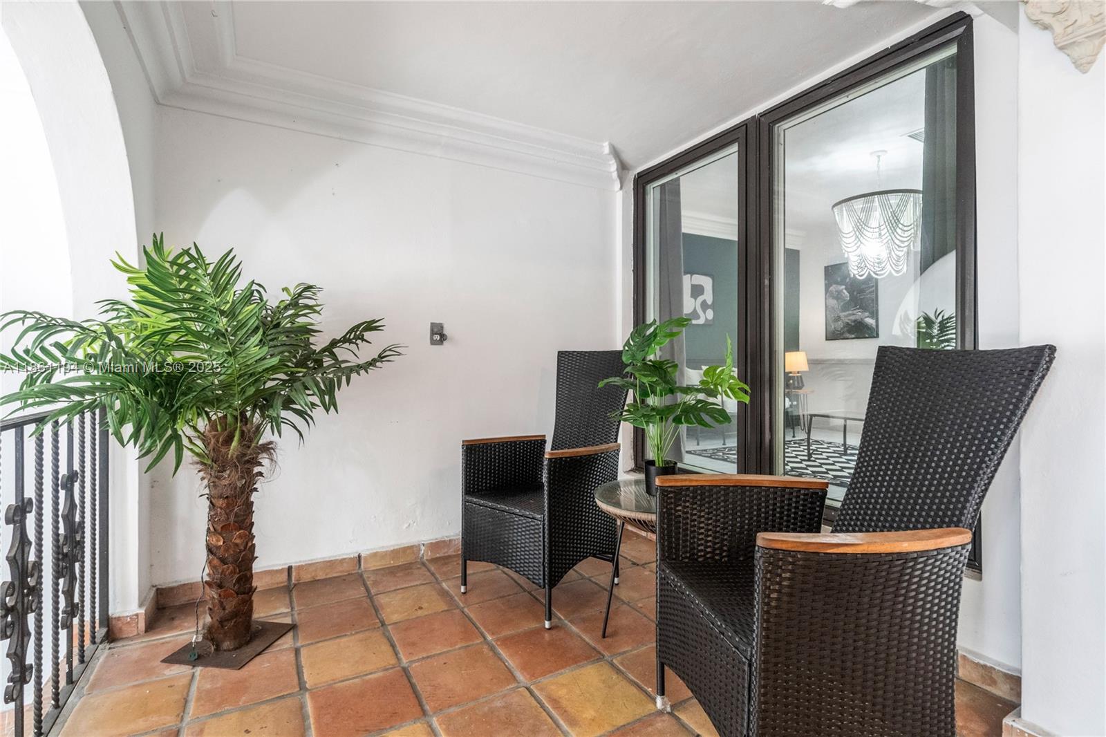 BRICKELL ESTATES - Residential