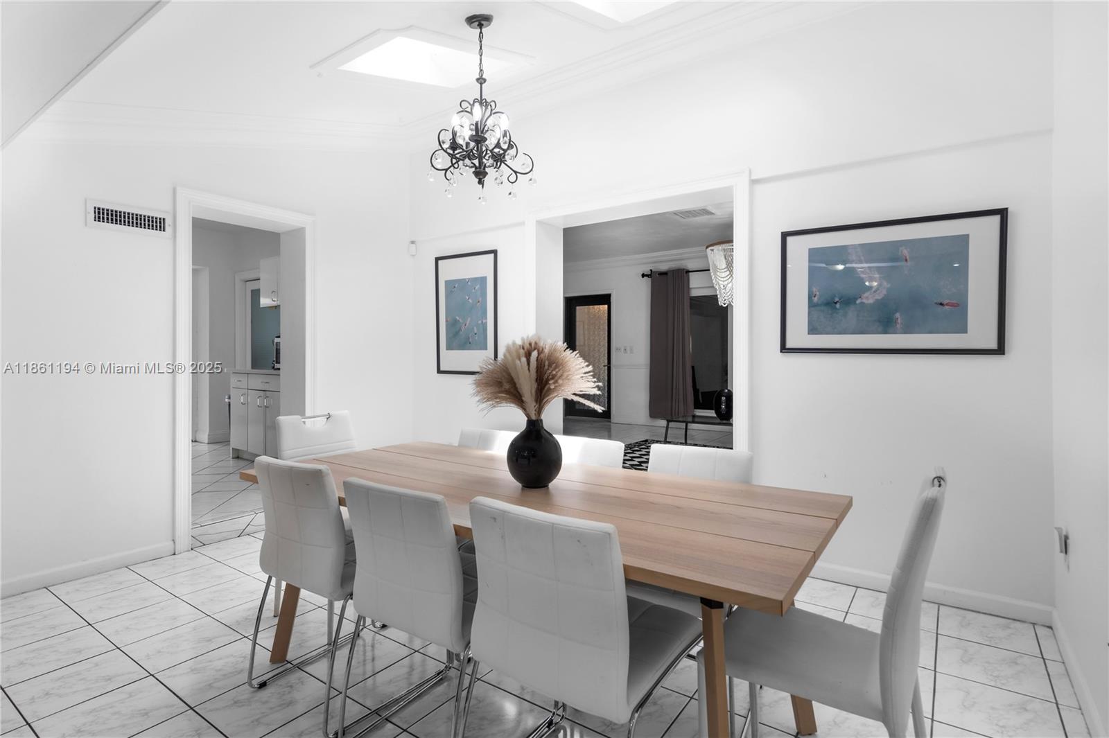 BRICKELL ESTATES - Residential