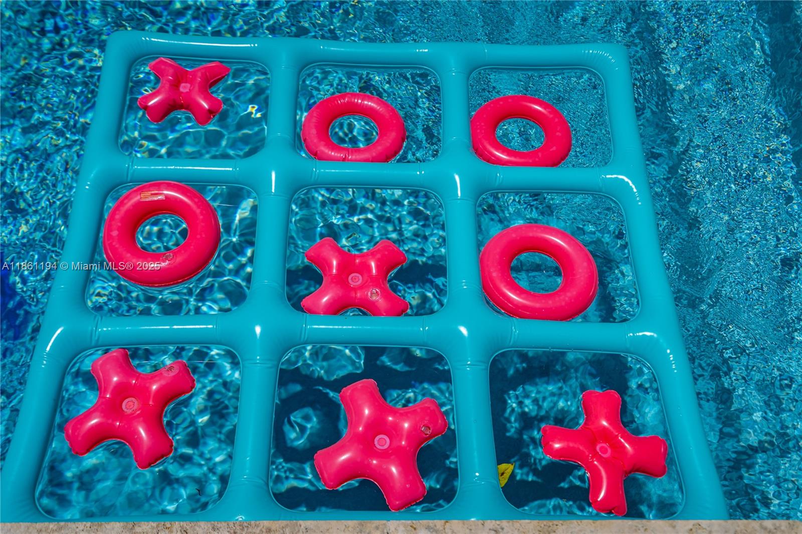 BRICKELL ESTATES - Residential