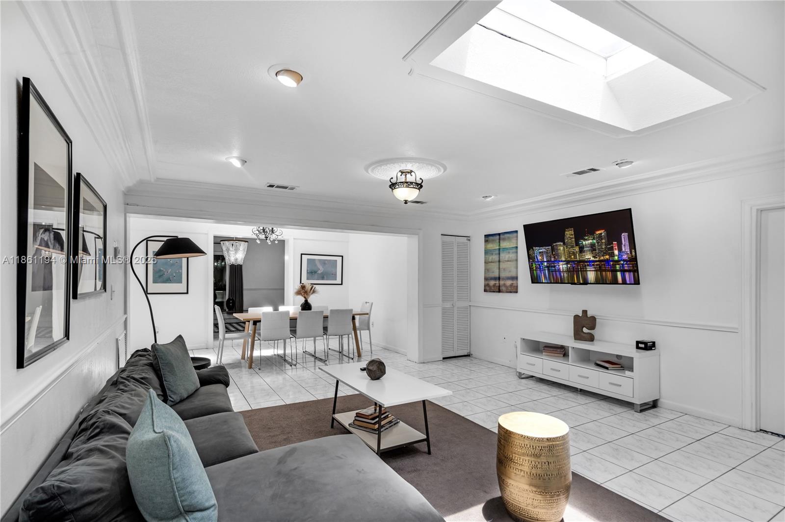 BRICKELL ESTATES - Residential