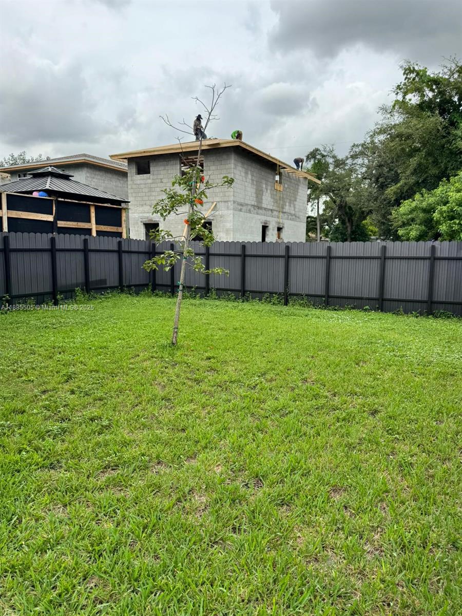 2771 NW 43rd Ter