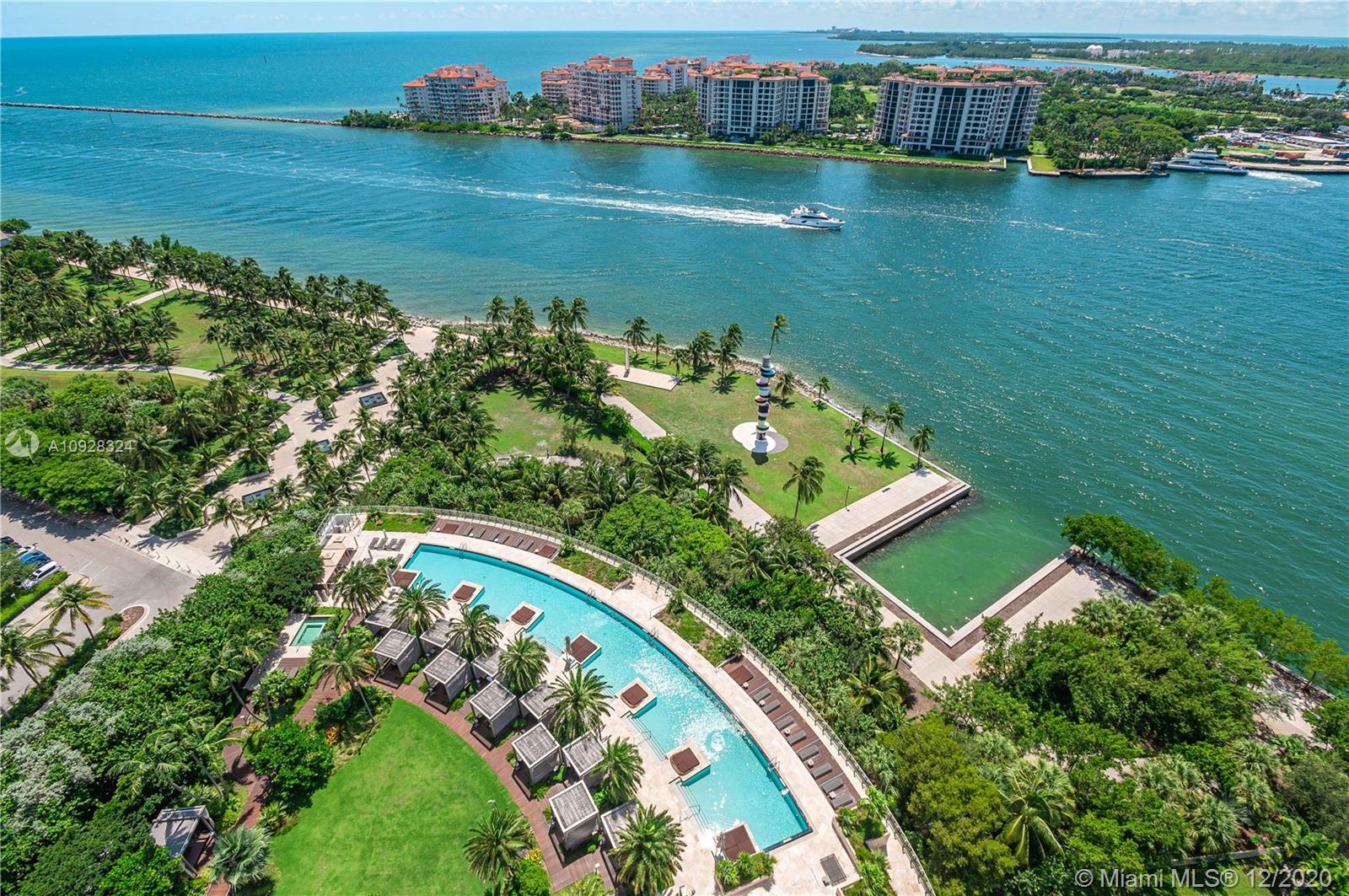 APOGEE CONDO - Residential