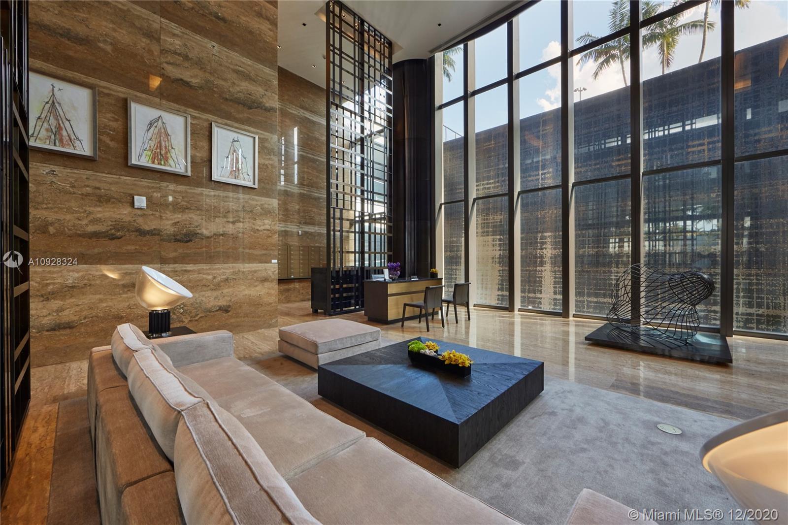 APOGEE CONDO - Residential