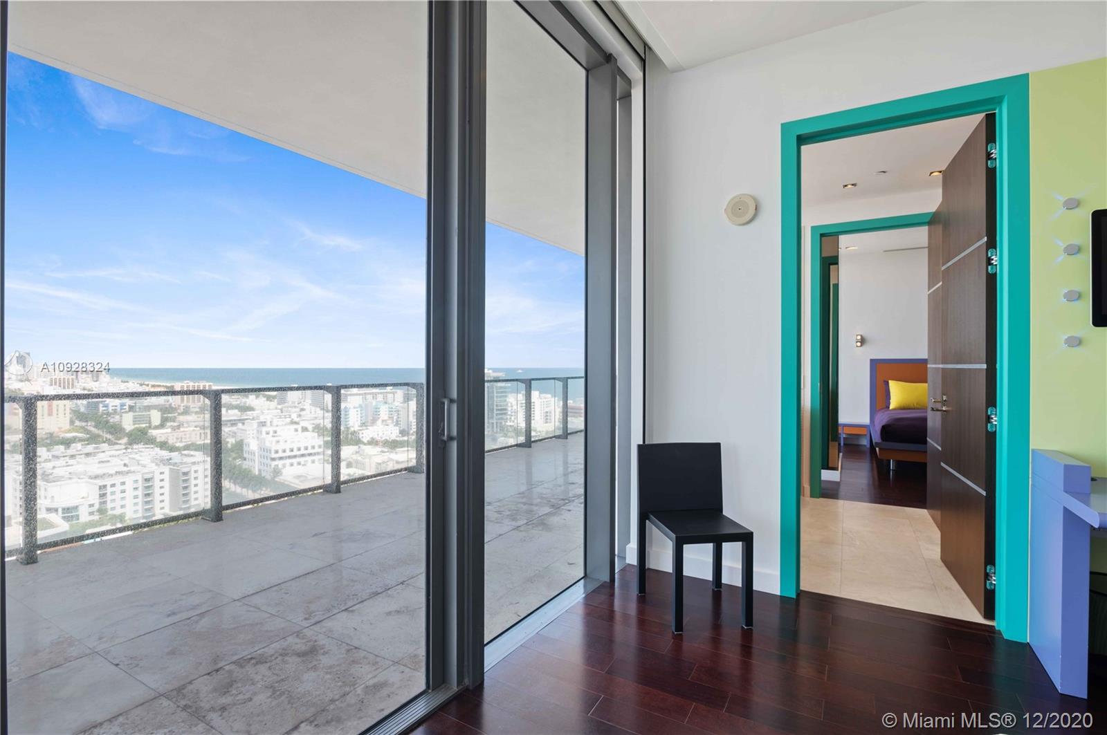 APOGEE CONDO - Residential