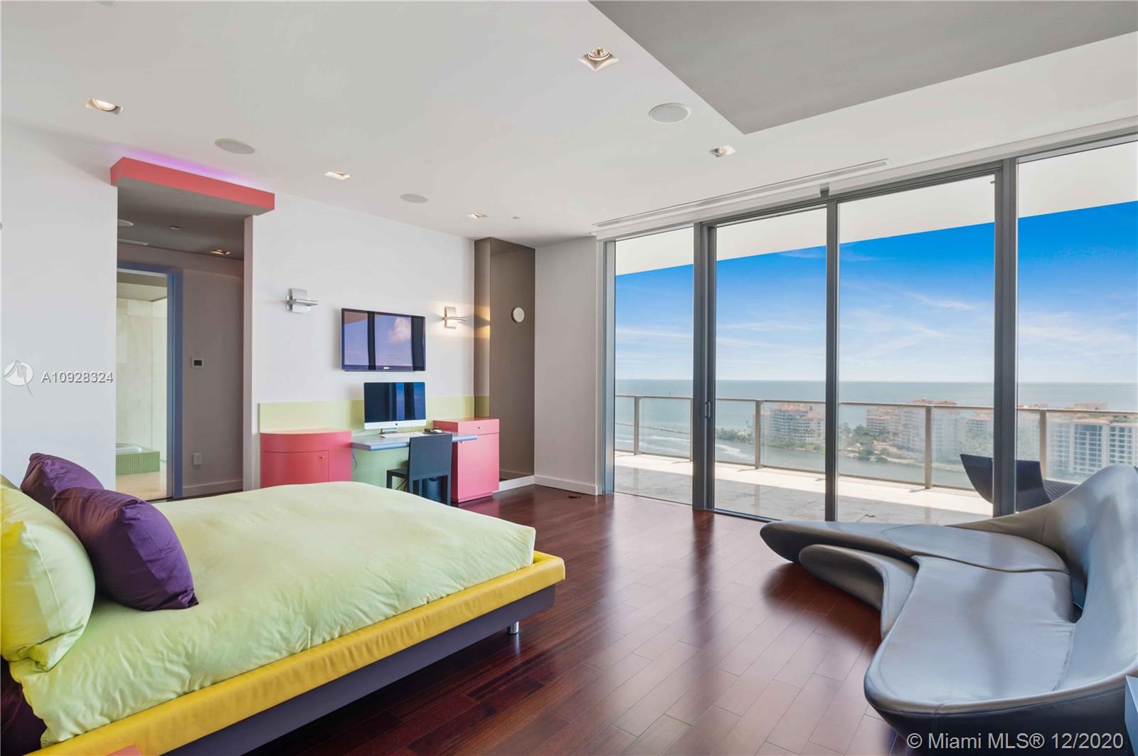 APOGEE CONDO - Residential