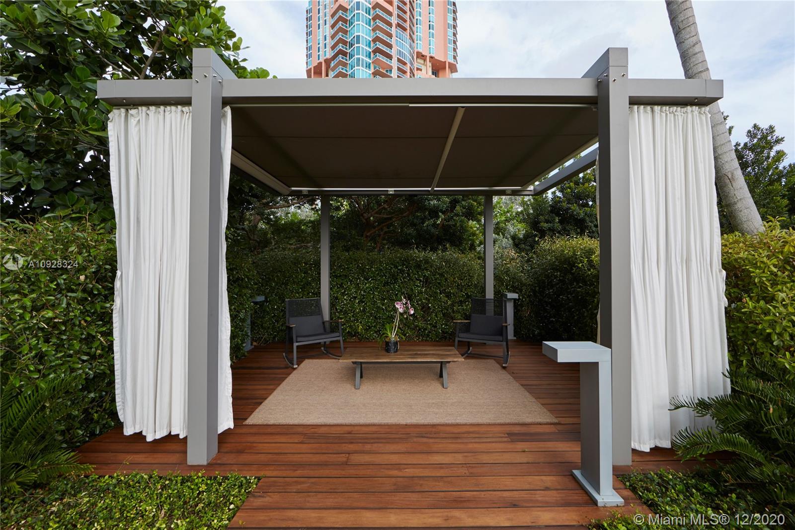 APOGEE CONDO - Residential