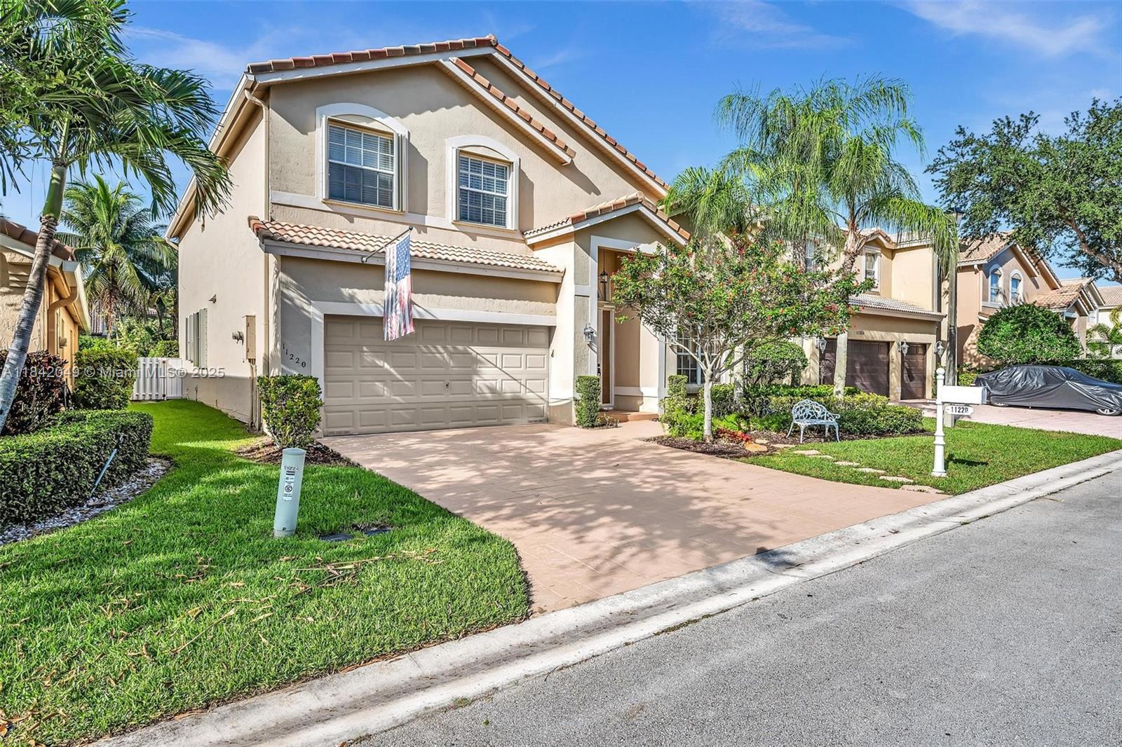 11220 NW 52nd
