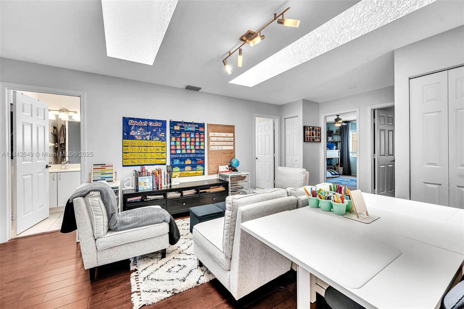 Sanctuary at Kensington - Residential