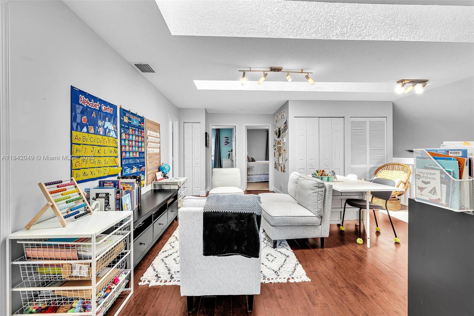 Sanctuary at Kensington - Residential