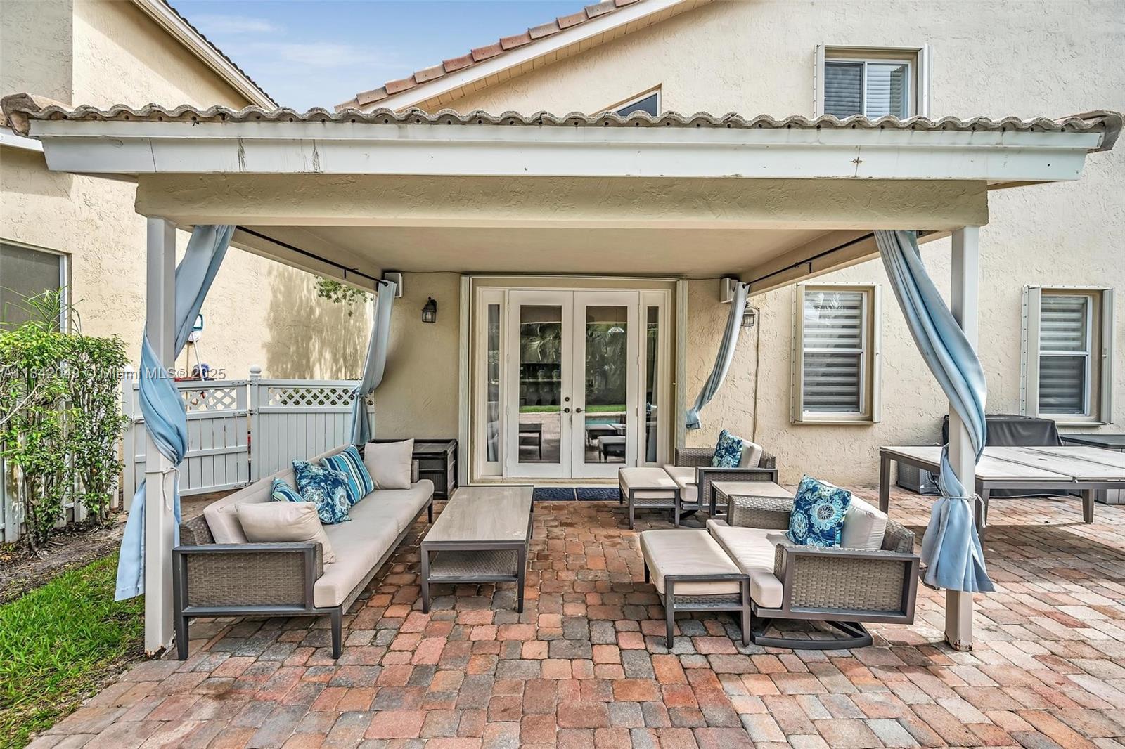 Sanctuary at Kensington - Residential