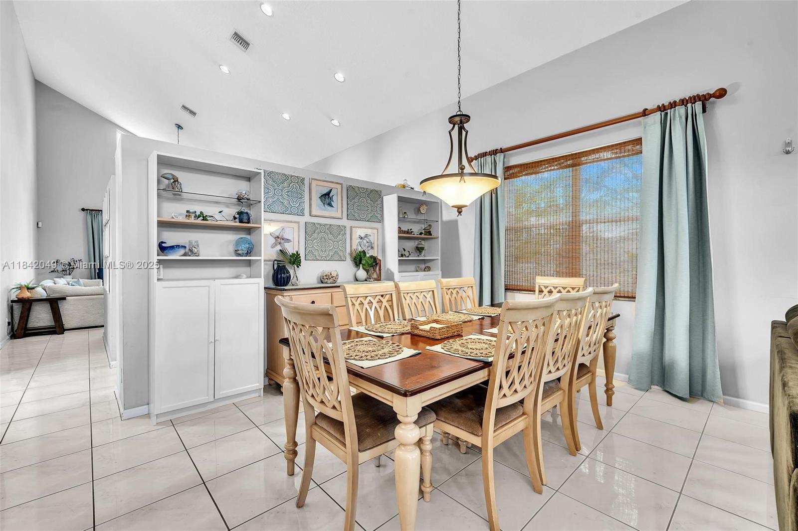 Sanctuary at Kensington - Residential