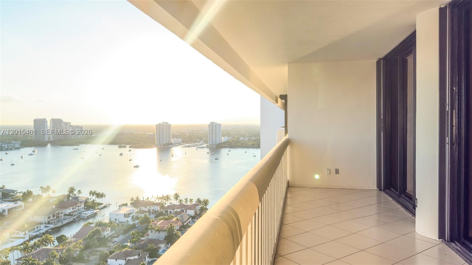 2000 ISL BLVD WILLIAMS IS - Residential Lease