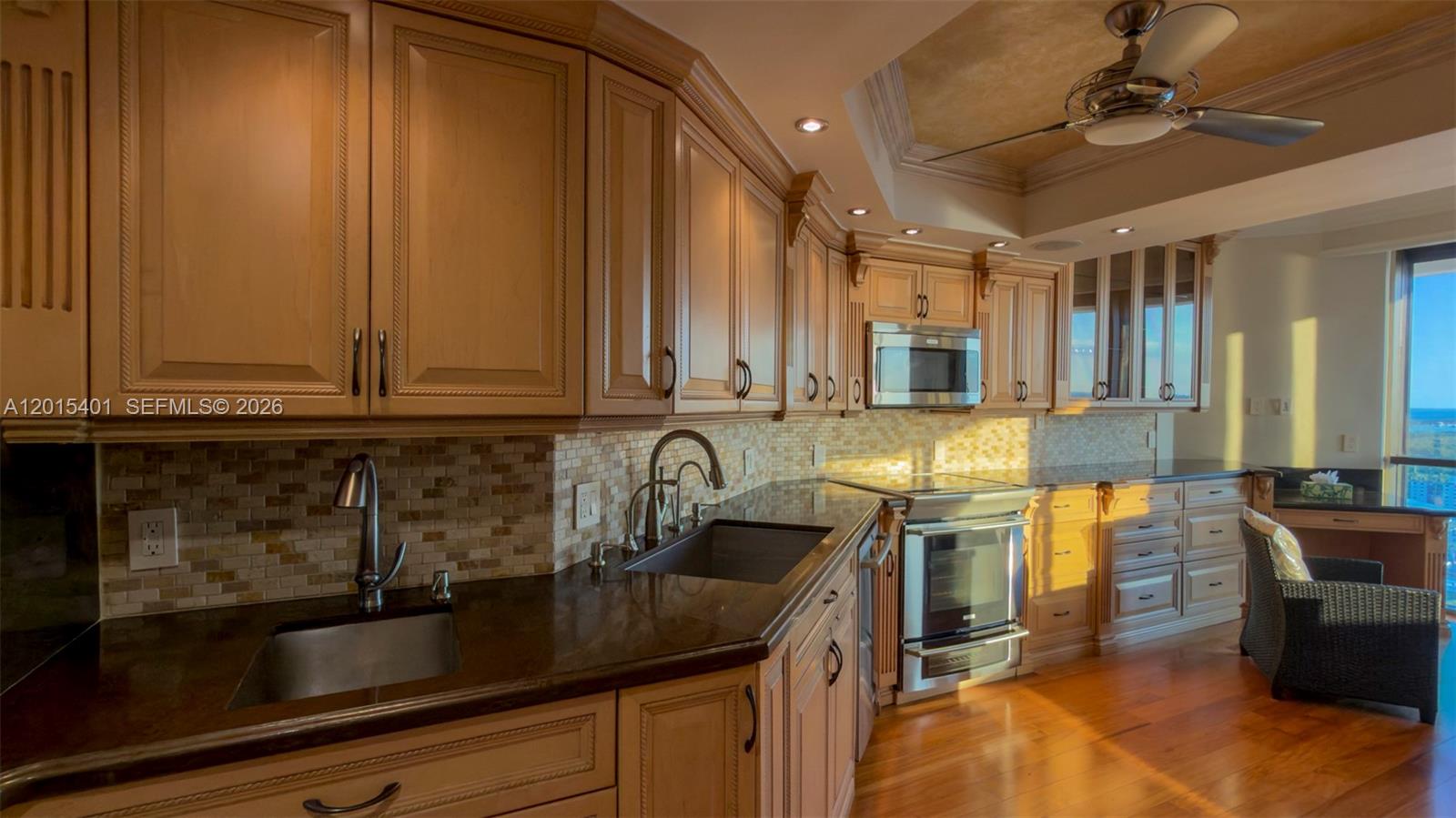 2000 ISL BLVD WILLIAMS IS - Residential Lease