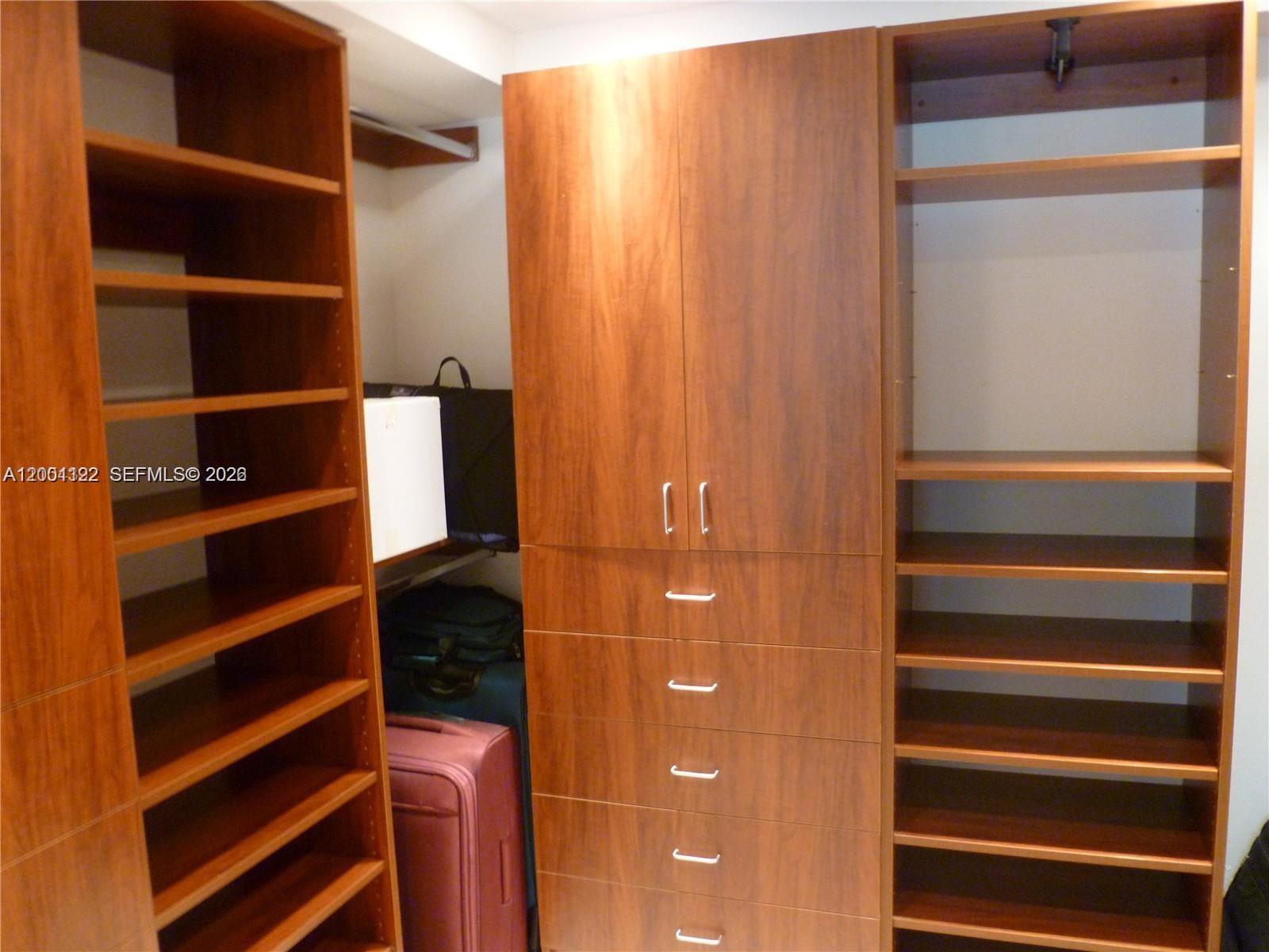 MYSTIC POINTE CONDO NO ON - Residential