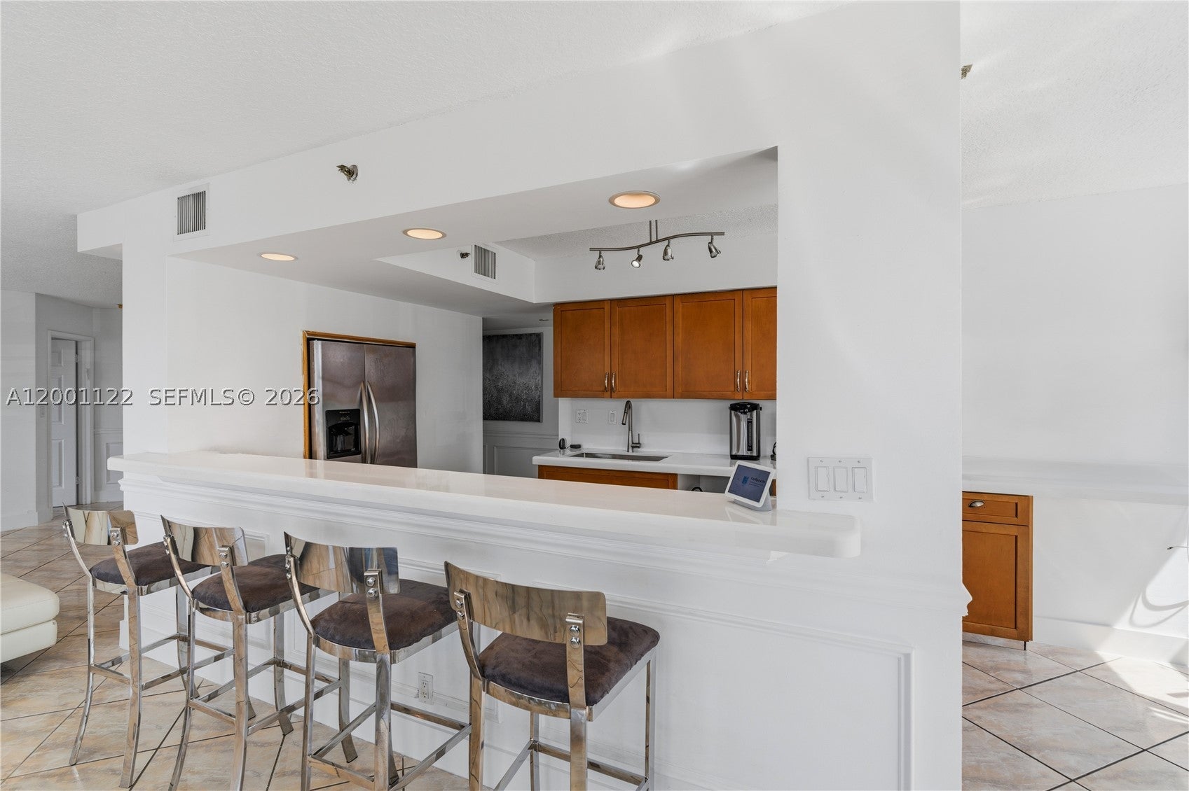 3600 Mystic Pointe Dr 513, Aventura FL 33180