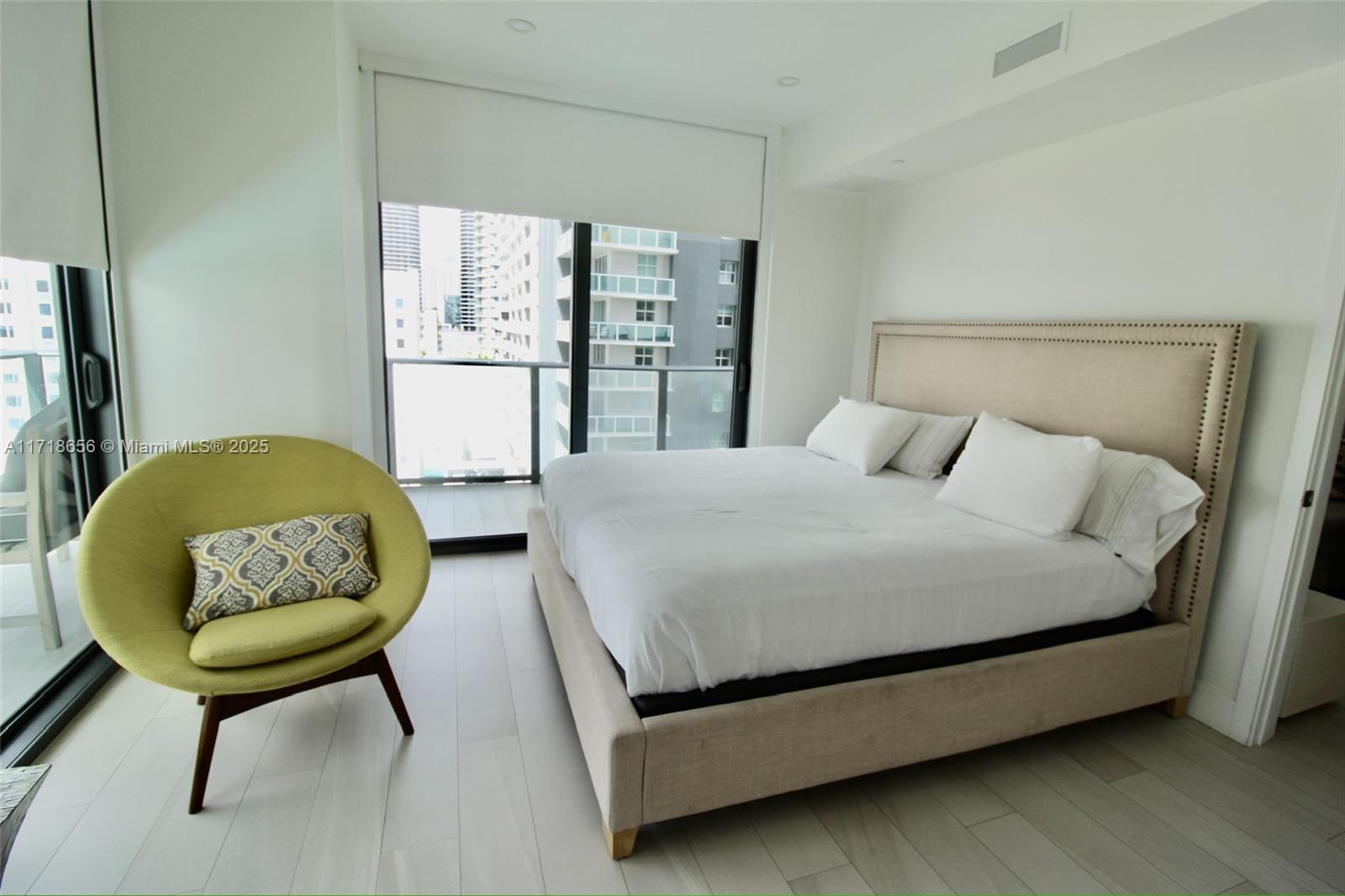 1300 S MIAMI AVENUE CONDO - Residential