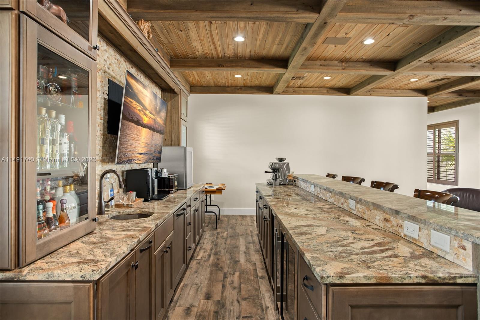 NO SUBDIVISION - Residential