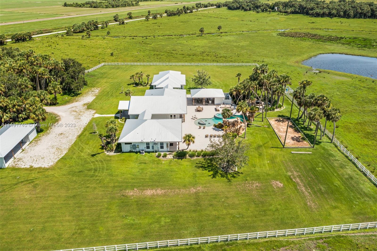 NO SUBDIVISION - Residential