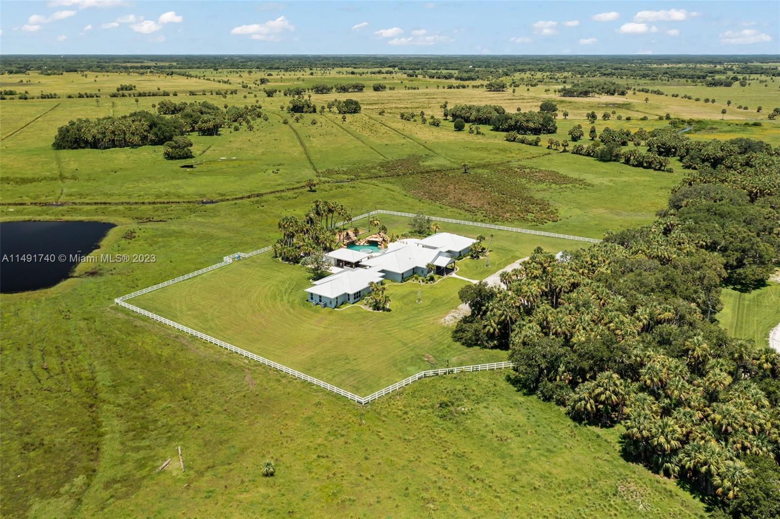 NO SUBDIVISION - Residential