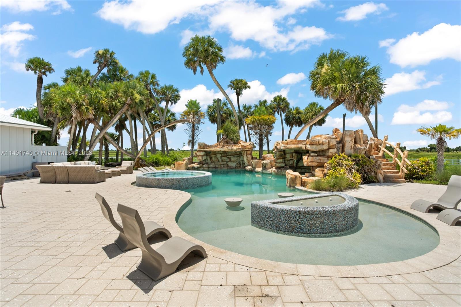 NO SUBDIVISION - Residential