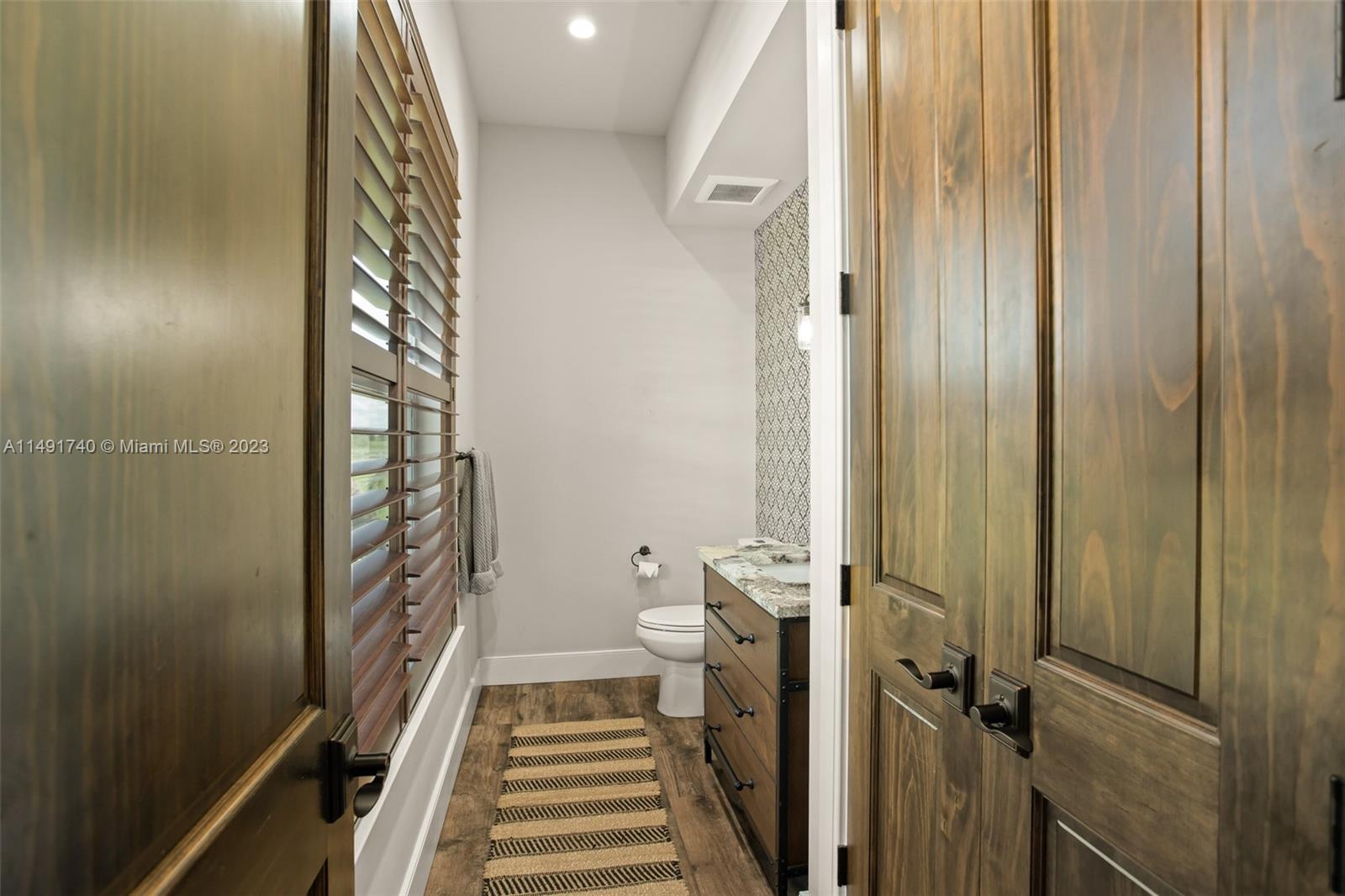 NO SUBDIVISION - Residential